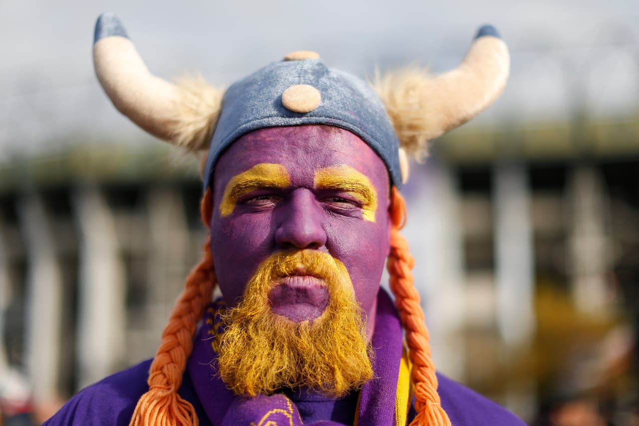 La fura vikinga hizo fue uno de los atuendos característicos del equipo de Minnesota.
