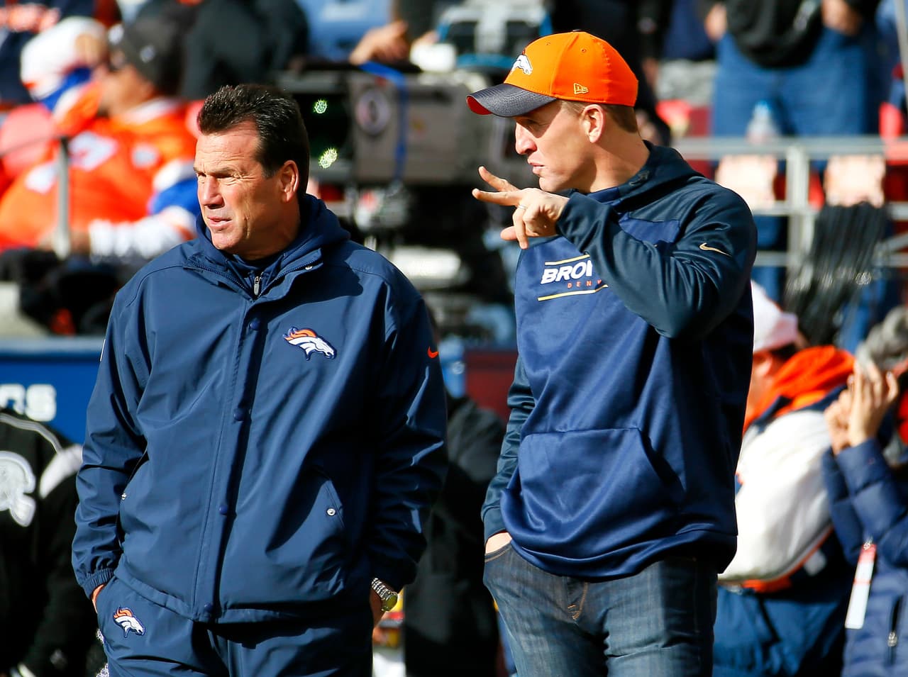 Peyton Manning todavía no toma una decisión sobre su adiós a los Broncos