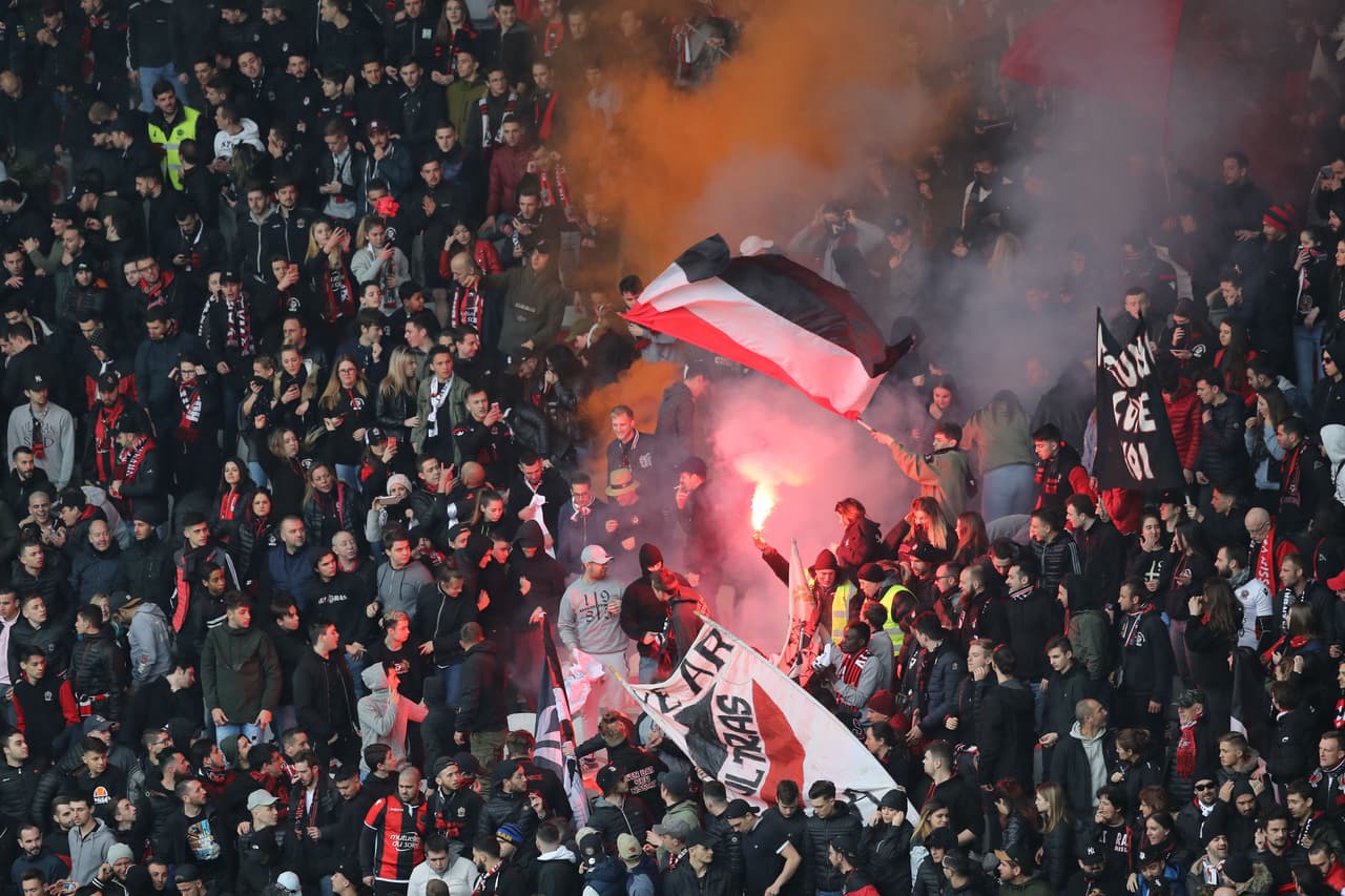 Un partido de mucha expectativa entre el O.G.C. Nice y el Paris Saint-Germain que colmó las tribunas del Allianz Rivera.