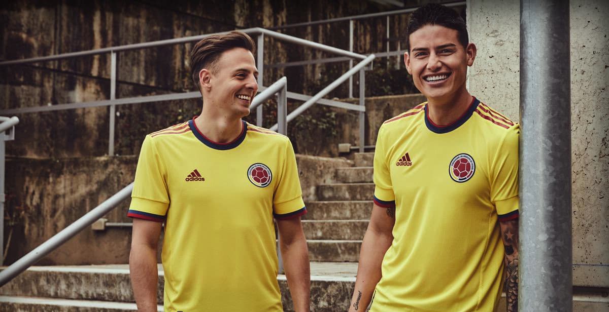 Casi un año después, Colombia presentó su nueva playera
