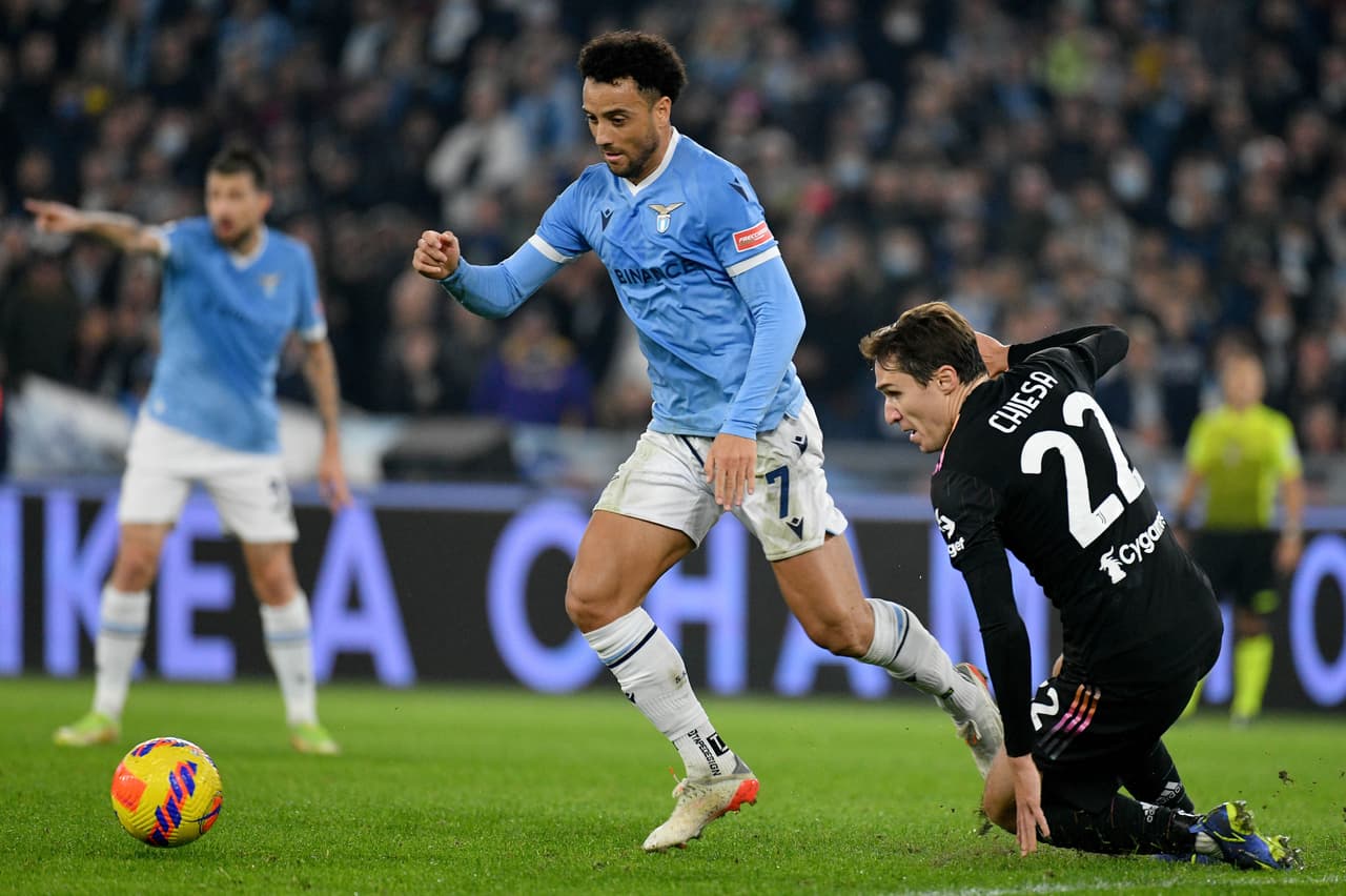 Bonucci hace un doblete para darle el segundo triufo al hilo a la Juventus que ha ido de menos a más; Lazio fue la víctima.