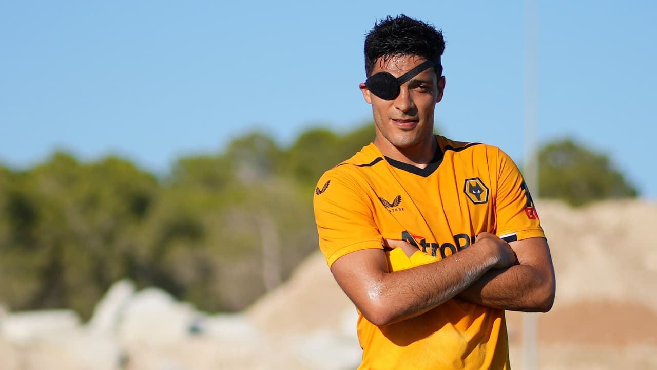 Raúl Jiménez y el porqué festeja su gol con un ‘parche’ de pirata