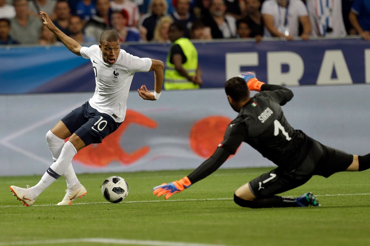 Francia insistió con sus ráfaagas en el ataque pero ya el juego estuvo con el 3-1 hasta el final.