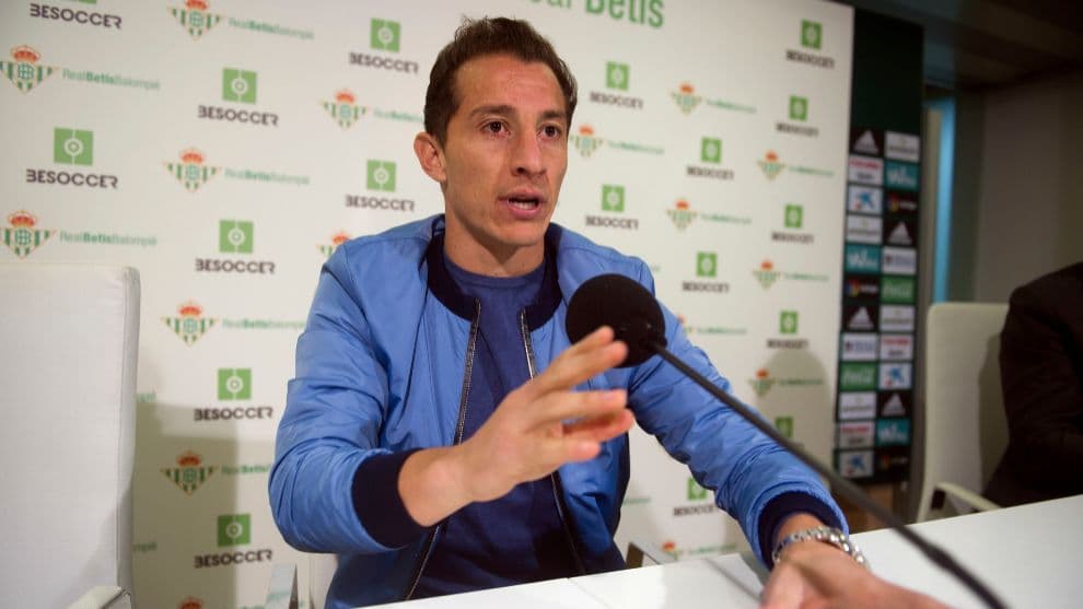 Andrés Guardado, listo para el Atlético de Madrid: "Tenemos más que ganar que perder"