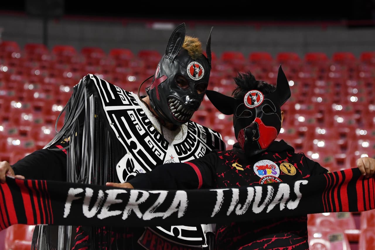 Xolos y Pumas no pasaron de un ríspido y, por momentos, soso empate sin goles en la Jornada 4. Los universitarios extendieron su racha negativa sin poder ganar en Tijuana y jugaron la segunda parte con 10 jugadores por la expulsión de Arturo Ortiz.