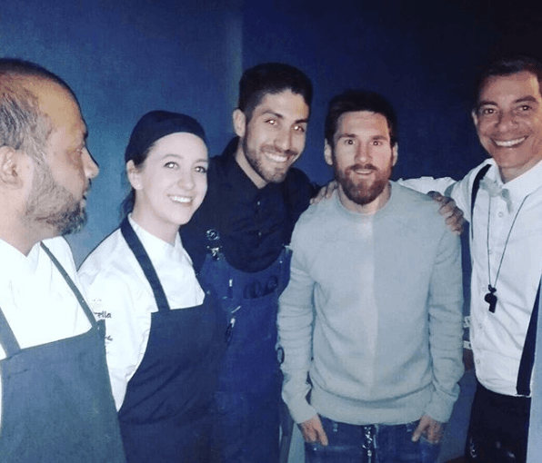 En las últimas horas el grupo de socios –entre los cuales Lionel está– emitió un comunicado asegurando que tendrían que cerrar su puertas como restaurante.