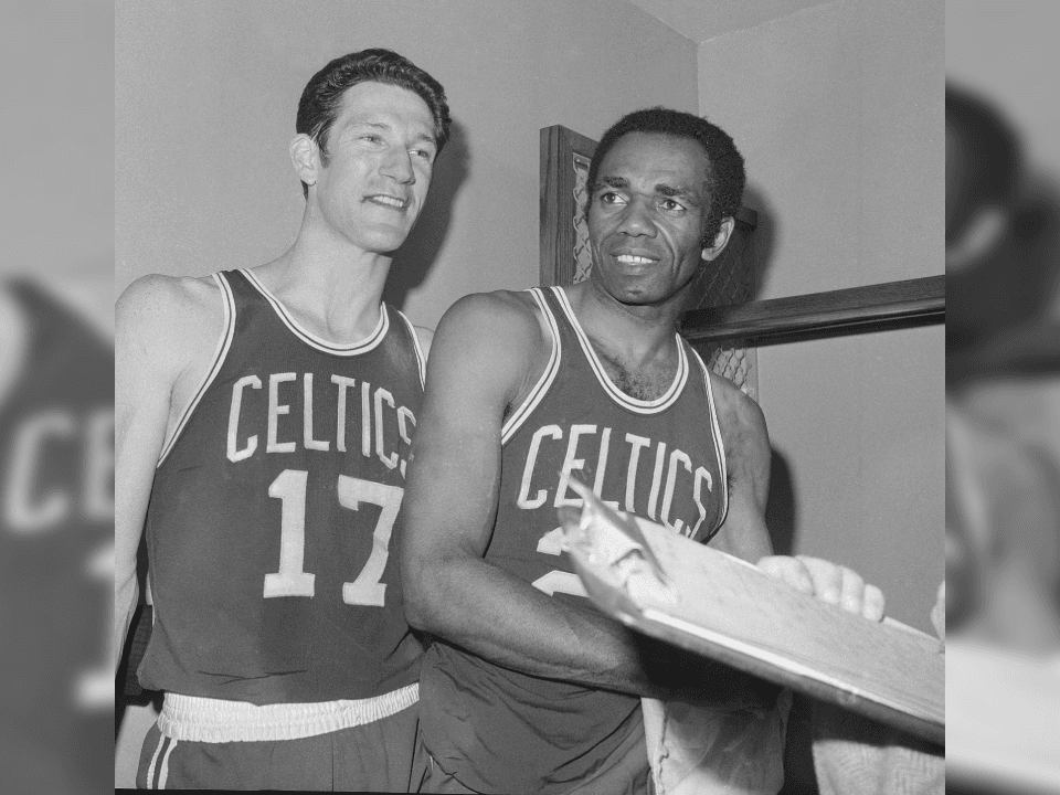 Sam Jones de los Boston Celtics contra Cincinnati Royals, 47 puntos en 41 minutos.