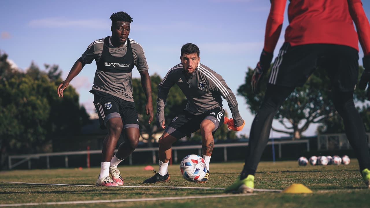 Recién llegado de Atlanta United FC, Eric Remedi se está aclimatando bien a su nuevo equipo.