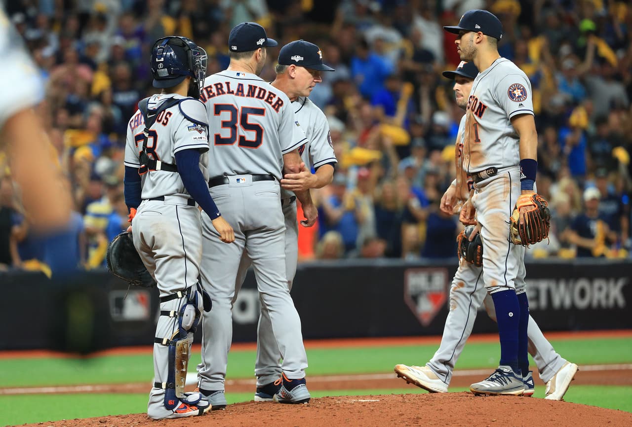 Houston Astros cayó ante Tampa Bay Rays 4-1 en el cuarto juego de la Serie Divisional.