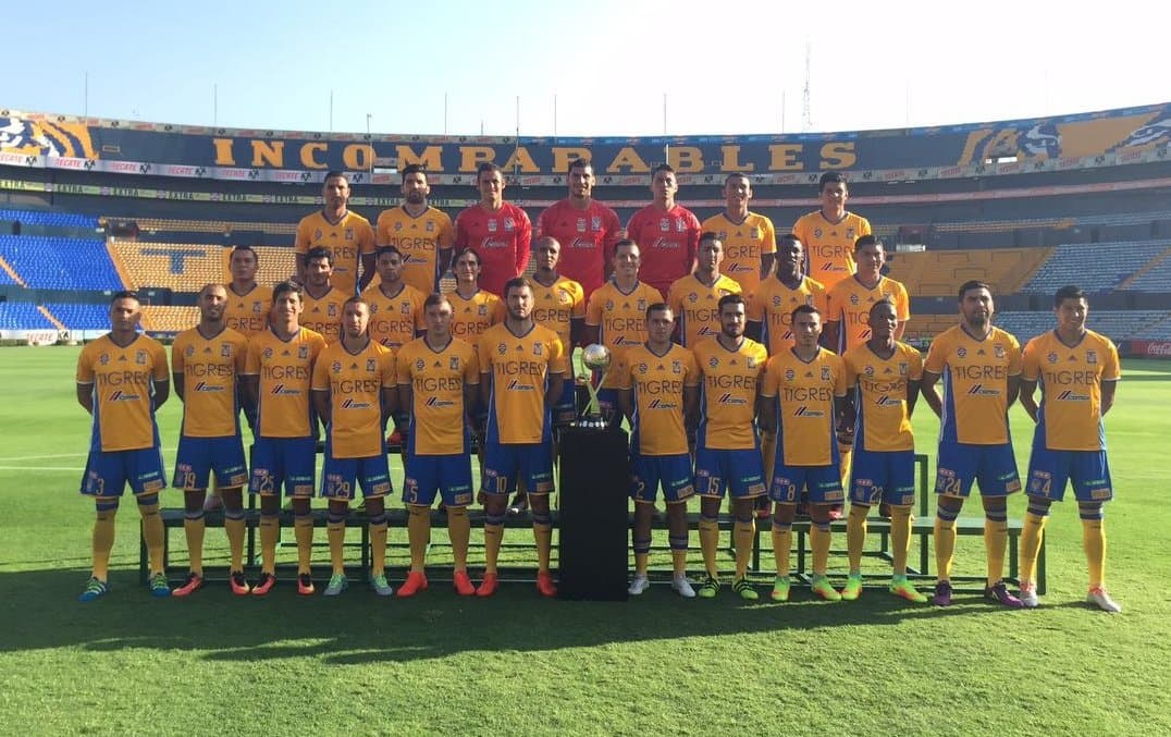 Tigres presume el 'Campeón de Campeones' en foto oficial