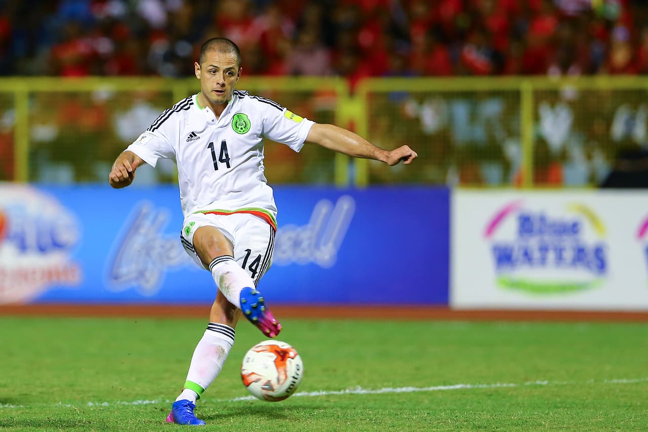 Si bien por el atacante mexicano existe un interés del Olympique de Lyon en Francia, una buena muestra goleadora puede despertar los ánimos de otros grandes por un jugador que sabe cómo triunfar en equipos de peso.