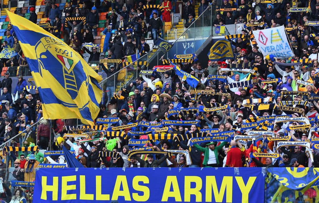 La rivalidad nació y se acrecentó en los años 80, en la época de Zico y el Scudetto de los veroneses del año 85.