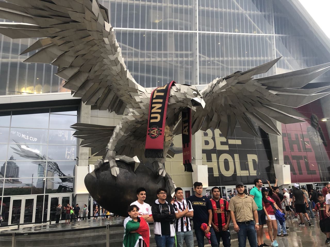 Así fue la fiesta de los fanáticos en el Mercedes-Benz Stadium en Atlanta para el Partido de las Estrellas de la MLS contra la Juventus en su edición 15 desde que chocan contra equipos de Europa.