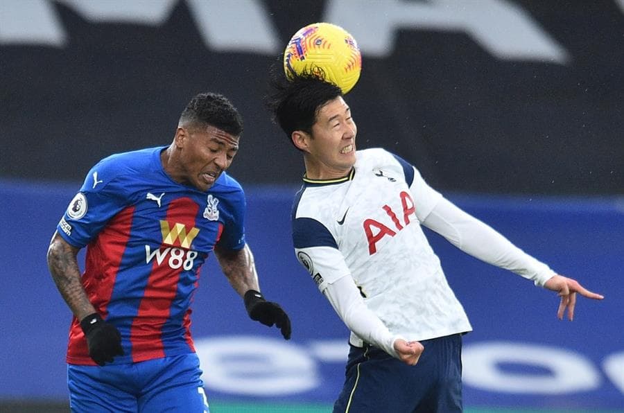 Tottenham sufre durante visita y queda empatado ante el Crystal Palace 1-1. Harry Kane descontó para los Spurs al minuto 23 y, al final del partido, Schlupp logra igualar el marcador durante la fecha 12 de la Premier League.