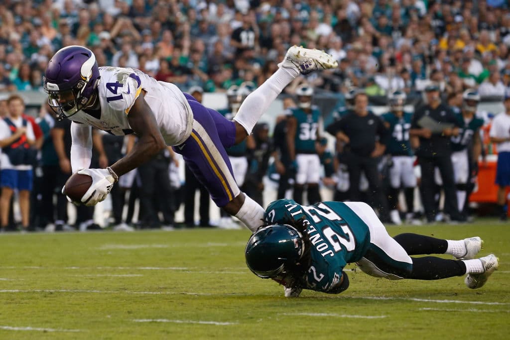 Los Eagles fueron penalizados en tres ocasiones por la misma penalidad: formación ilegal.