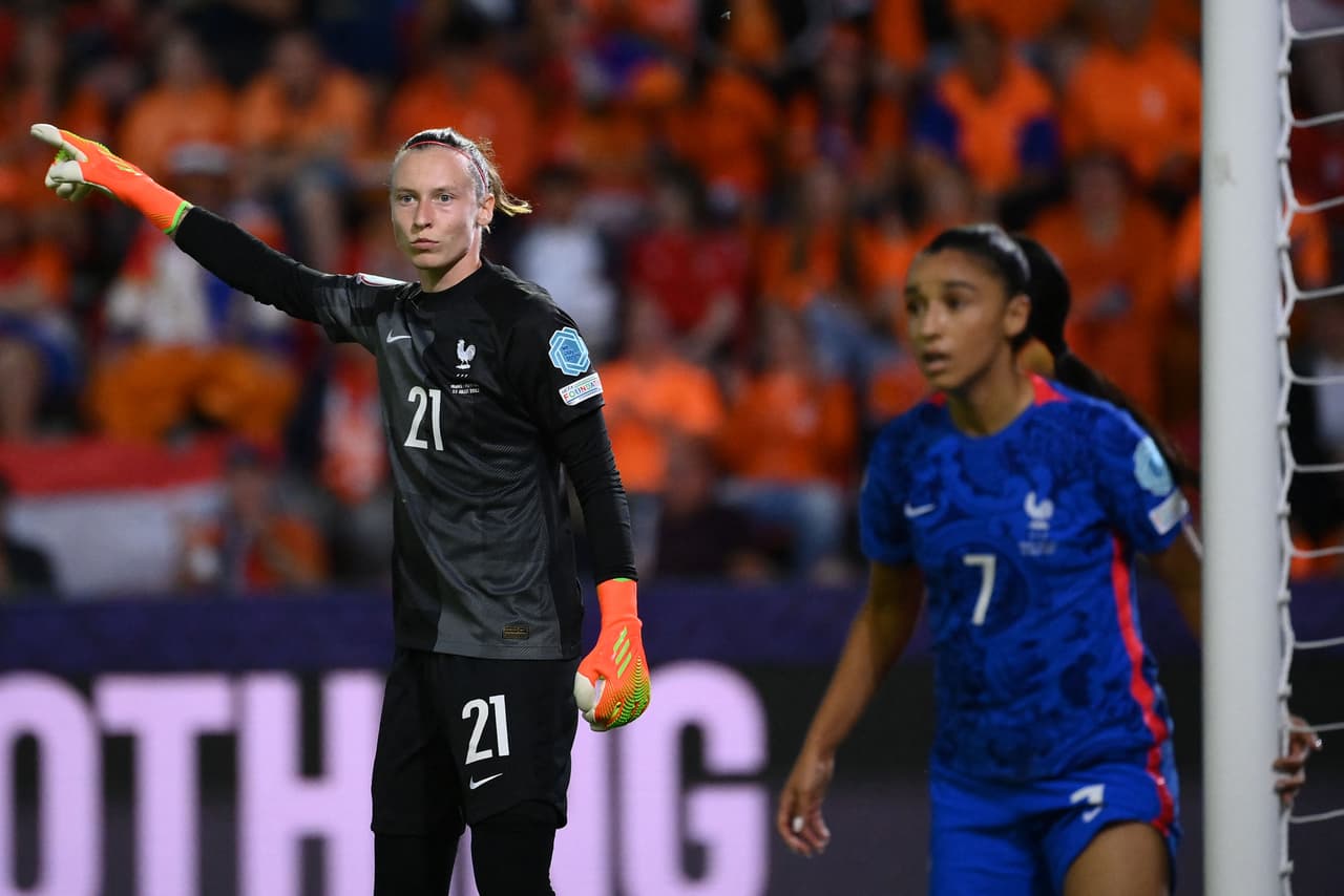 Durante los primeros 90 minutos no existieron goles a pesar del intenso del juego.
<br>