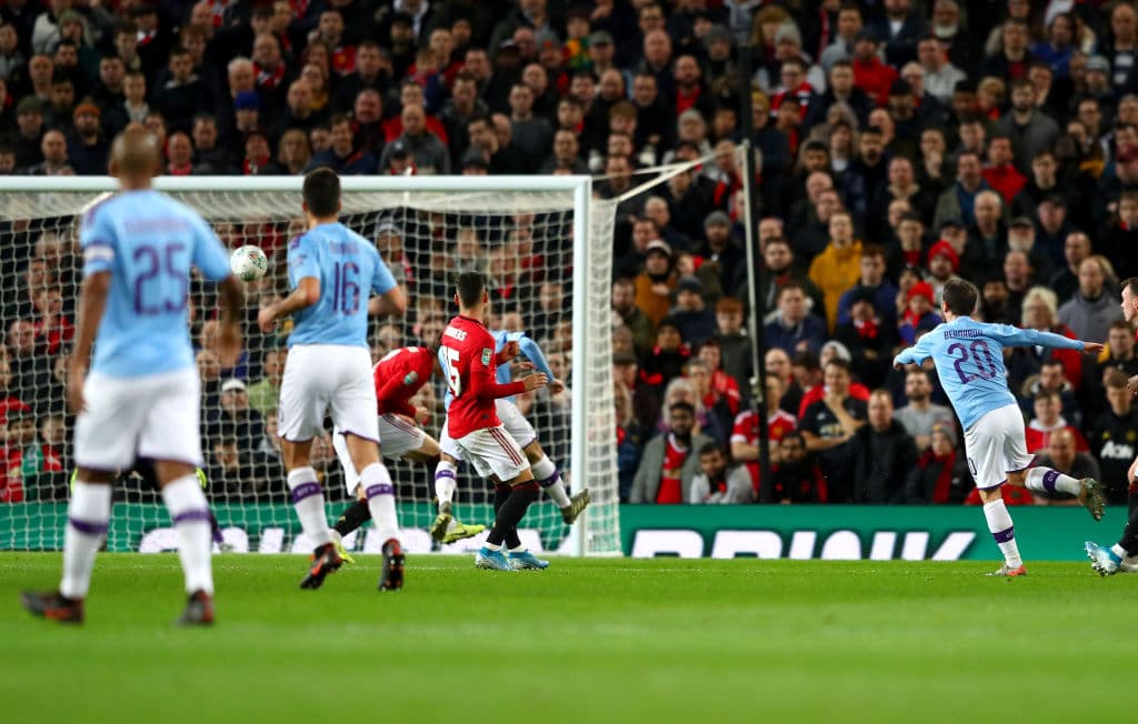 Con goles de Bernardo Silva, Riyad Mahrez y autogol de Andreas Pereira, el Manchester City se impone 1-3 en su visita a Old Trafford.