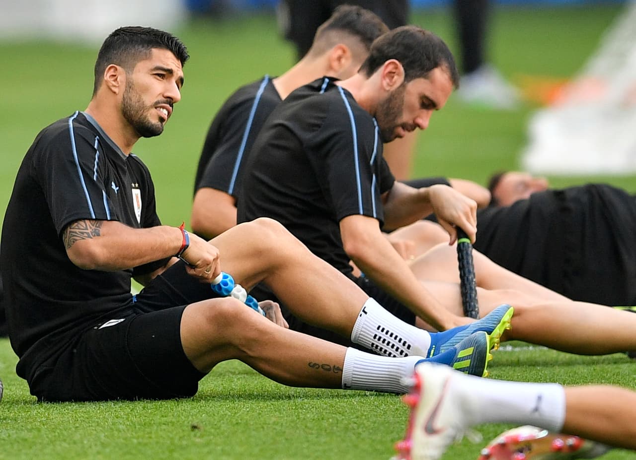 Sea cual sea la posición que terminen ocupando los uruguayos en el Grupo A, su siguiente rival es como elegir entre un tigre y un león, pues serían Portugal o España. Dura elección.