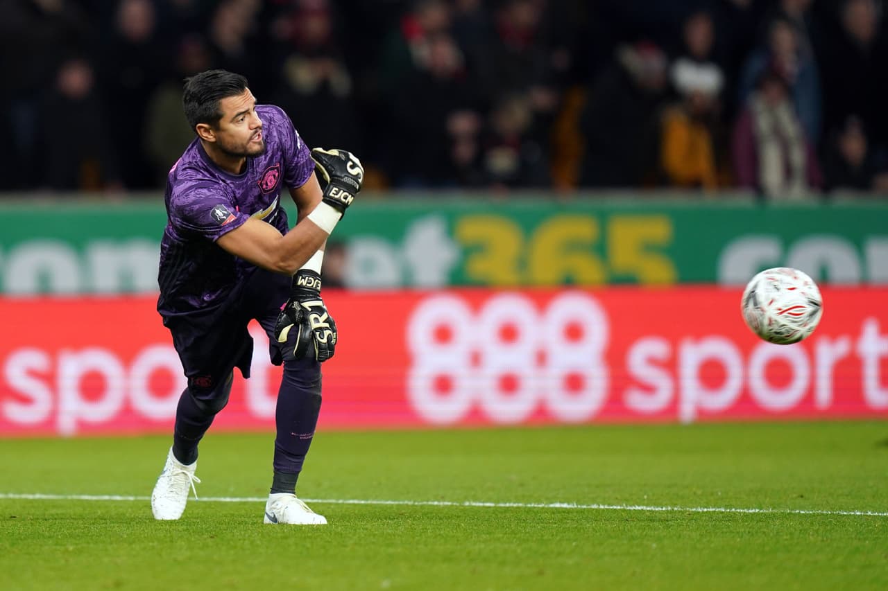 Wolverhampton no aprovechó la condición de local para vencer a los Red Devils y el cotejo se jugará por segunda vez ahora en Old Trafford.