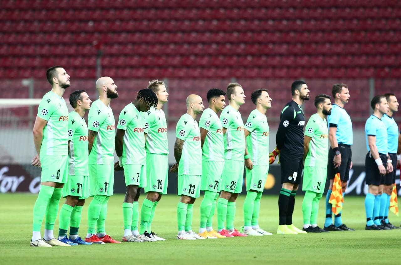 Olympiacos dominó claramente el encuentro, pero no consiguió romper el cero en el partido de vuelta.