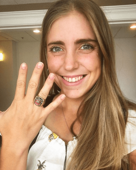 Cecilia recibió el premio a la Atleta Femenina del Año 2018 en la Iowa State University.