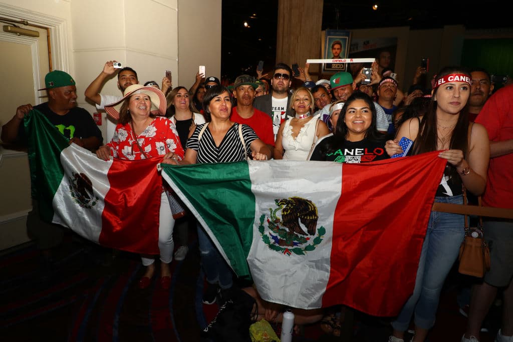 Los seguidores de 'Canelo' y Chávez Jr. están muy divididos.
