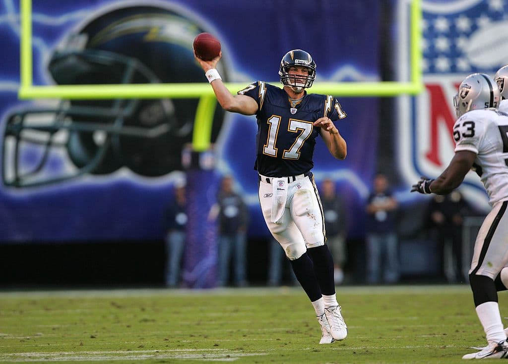 Rivers completó ocho de 11 pases y 108 yardas en su primera victoria sobre los Raiders 27-0, en septiembre del 2006.