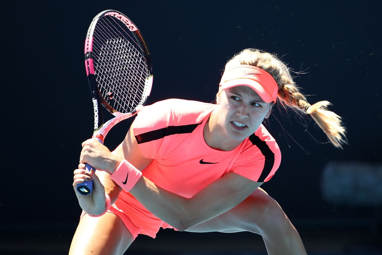 La canadiense Eugenie Bouchard es una de las tenistas más bellas del alto nivel en Miami Open. Ante la dificultad de sus rivales y para no perdersela en acción es mejor verla desde el primer juego.