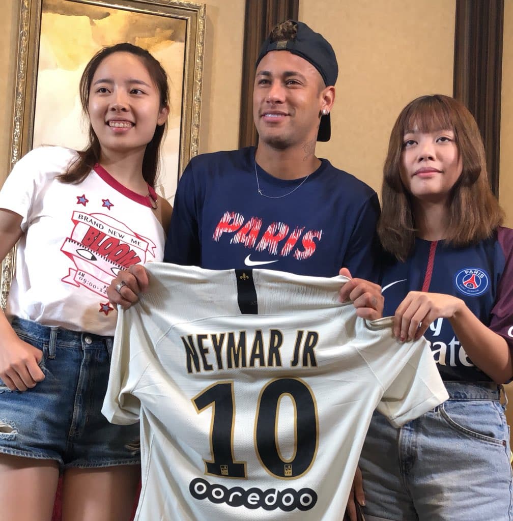 Neymar se incorpora a la concentración del PSG en China