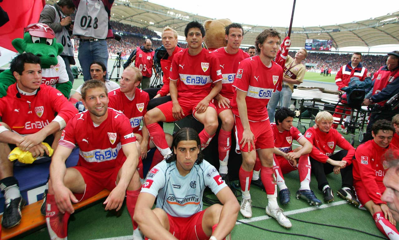 En la histórica celebración del Stuttgart de los mexicanos estuvo presente Thomas Hitzlperger, el primer futbolista declarado homosexual (segundo de izquierda a derecha).