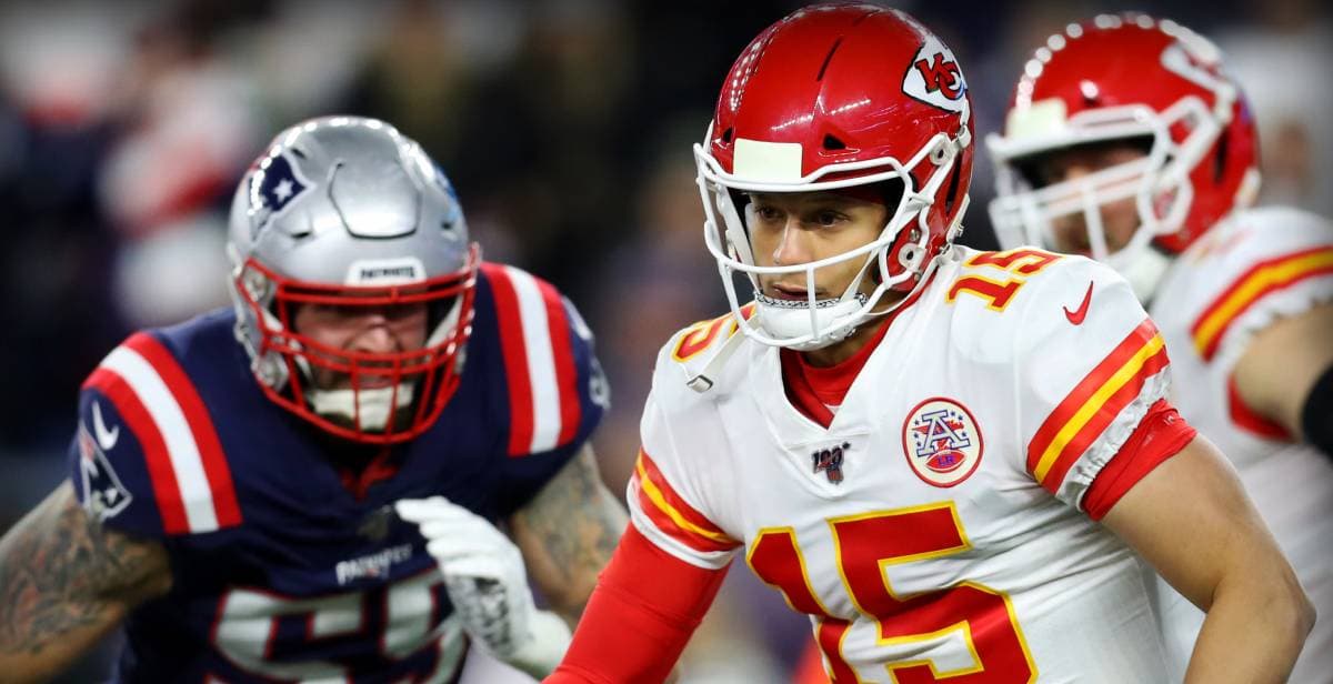 NFL mueve el partido Chiefs-Patriots por COVID-19