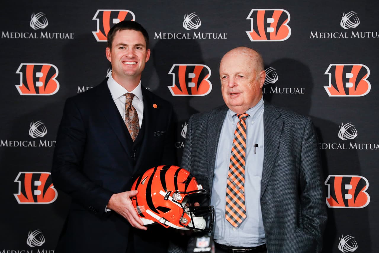 Los Bengals extienden el contrato del entrenador Zac Taylor