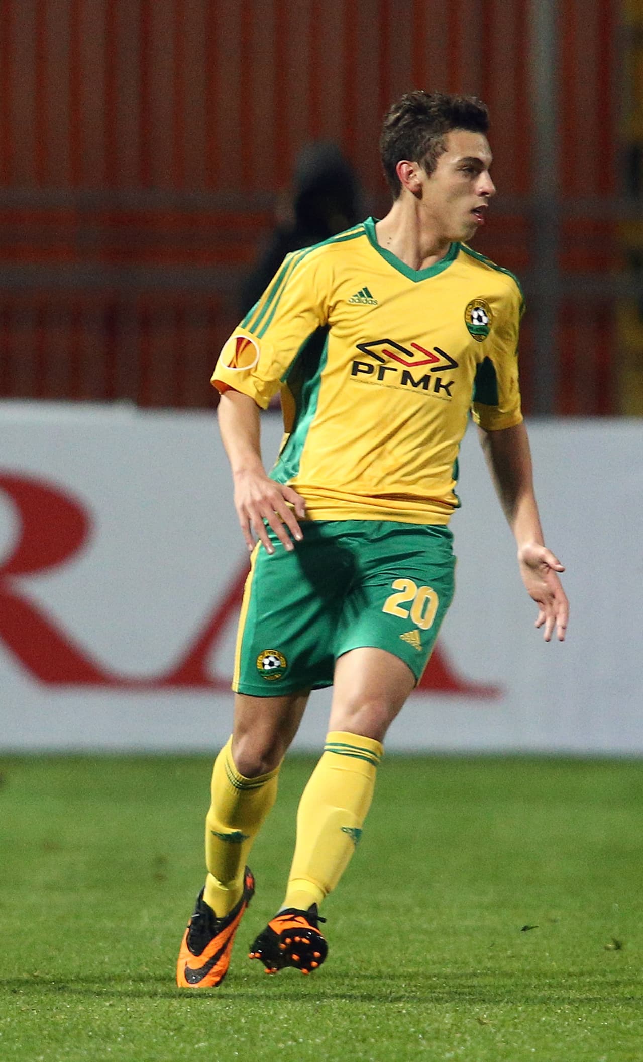 El charrúa Gonzalo Bueno la rompió en el Mundial Sub20 de 2013, pero se fue a jugar a Rusia y se perdió. Ahora, en Colón de Santa Fe, lleva tres goles en siete partidos.
<b>Nada mal ¿no?</b>