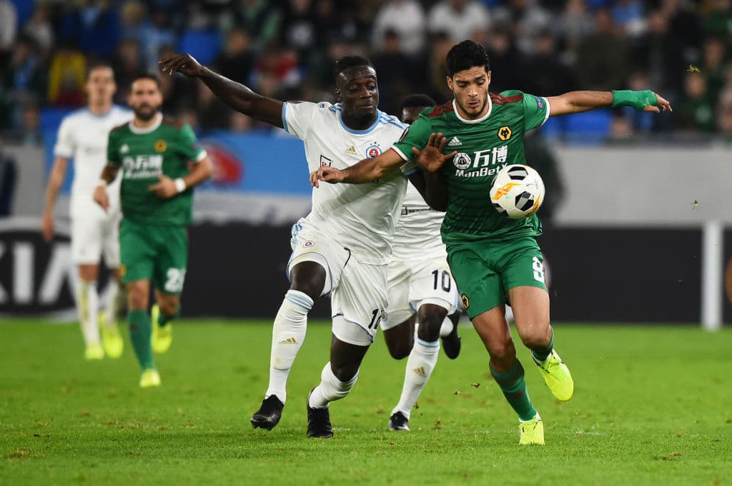 El mexicano se quedó en la banca los 90 minutos, no fue necesario que ingresara al partido, pues ya estaba resuelto y le dieron descanso.