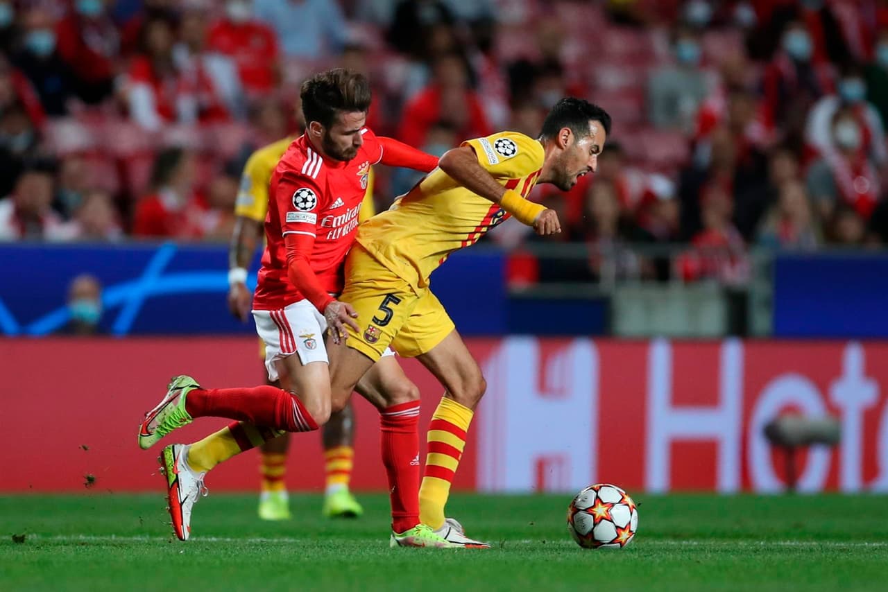 Los de Ronald Koeman no han tenido suerte en esta Champions League. Darwin Nuñez anota doblete (3’, 79’) y Rafa Silva suma otro tanto (69’) para darle la victoria al Benfica sobre Barcelona 3-0 durante la fase de grupos.