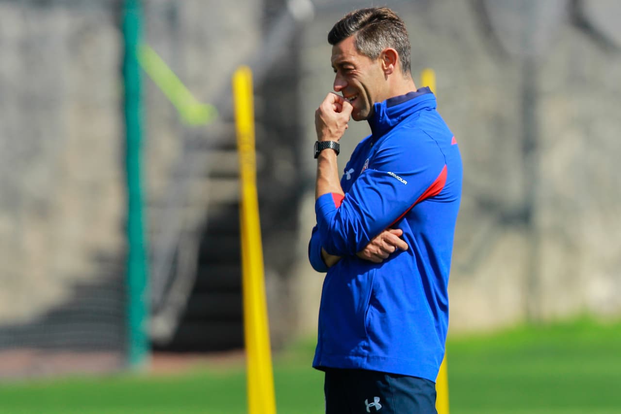 Caixinha evalúa las posibilidades para plantear un partido en el que pueda ganar con comodidad en casa y no verse sorprendido por Rayados.