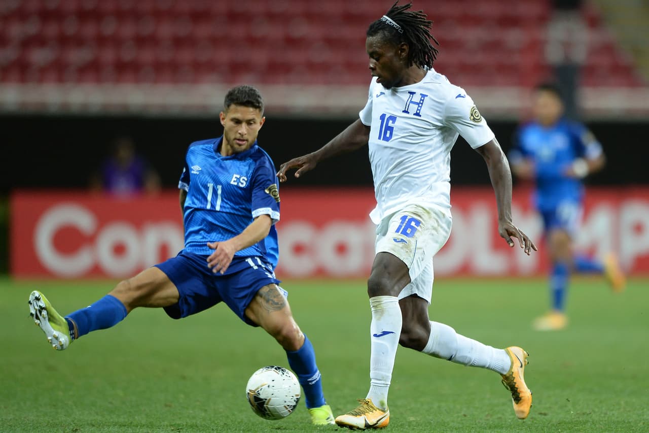 Marvín Márquez y Douglas Martínez fueron los encargados de anotar en el entretenido empate entre la selección de El Salvador y Honduras.