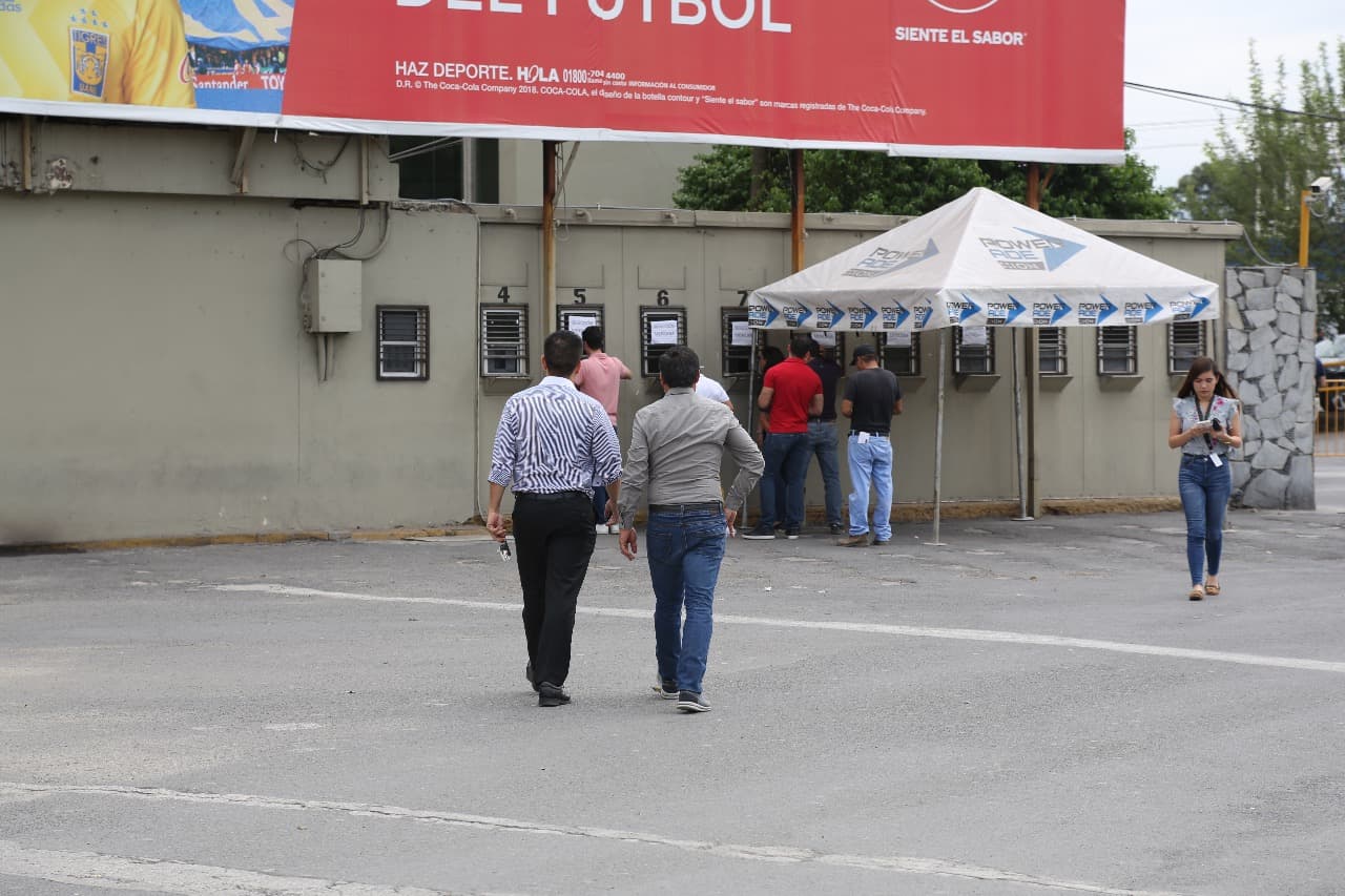 Y a pesar de que los primeros días en los que se anunció el inicio de la venta de entradas la concurrencia no fue demasiada, eso ha ido aumentando en los días recientes.