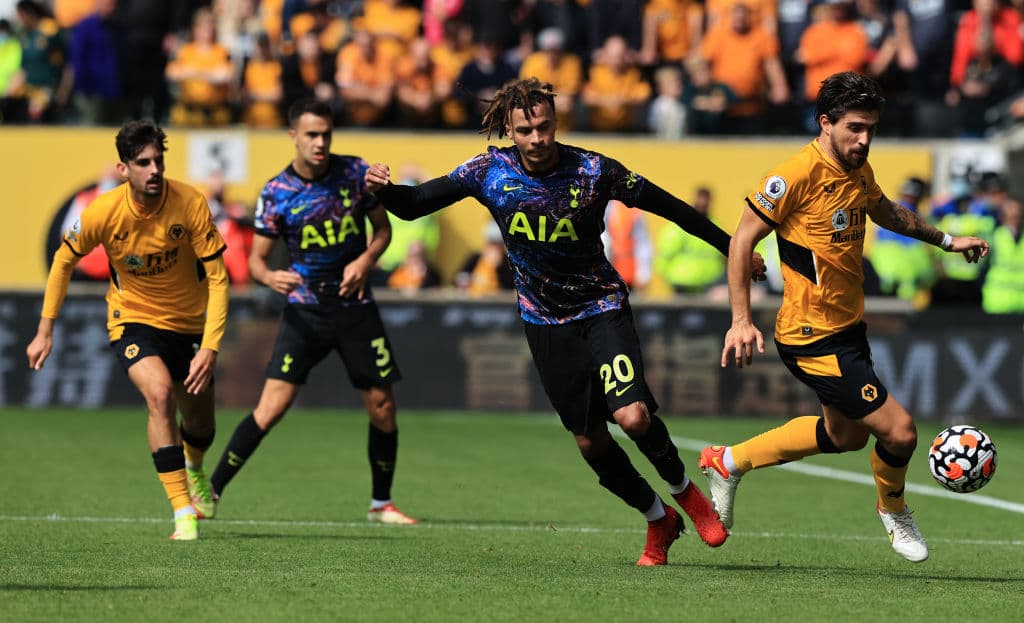 Wolverhampton cae en casa y por la mínima ante Tottenham durante la segunda fecha de la Premier League. El único tanto de la tarde fue por parte de Dele Allí al minuto 9' tras convertir un penalti. El mexicano, Raúl Jiménez, jugó durante los 90 minutos del encuentro.