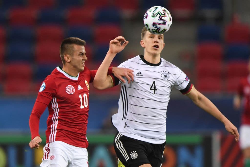 Alemania golea a Hungría 3-0 durante la Eurocopa Sub-21. Las anotaciones corrieron a cargo de Lukas Nmecha y doblete de Ridle Baku durante la primera fecha en el Grupo A.