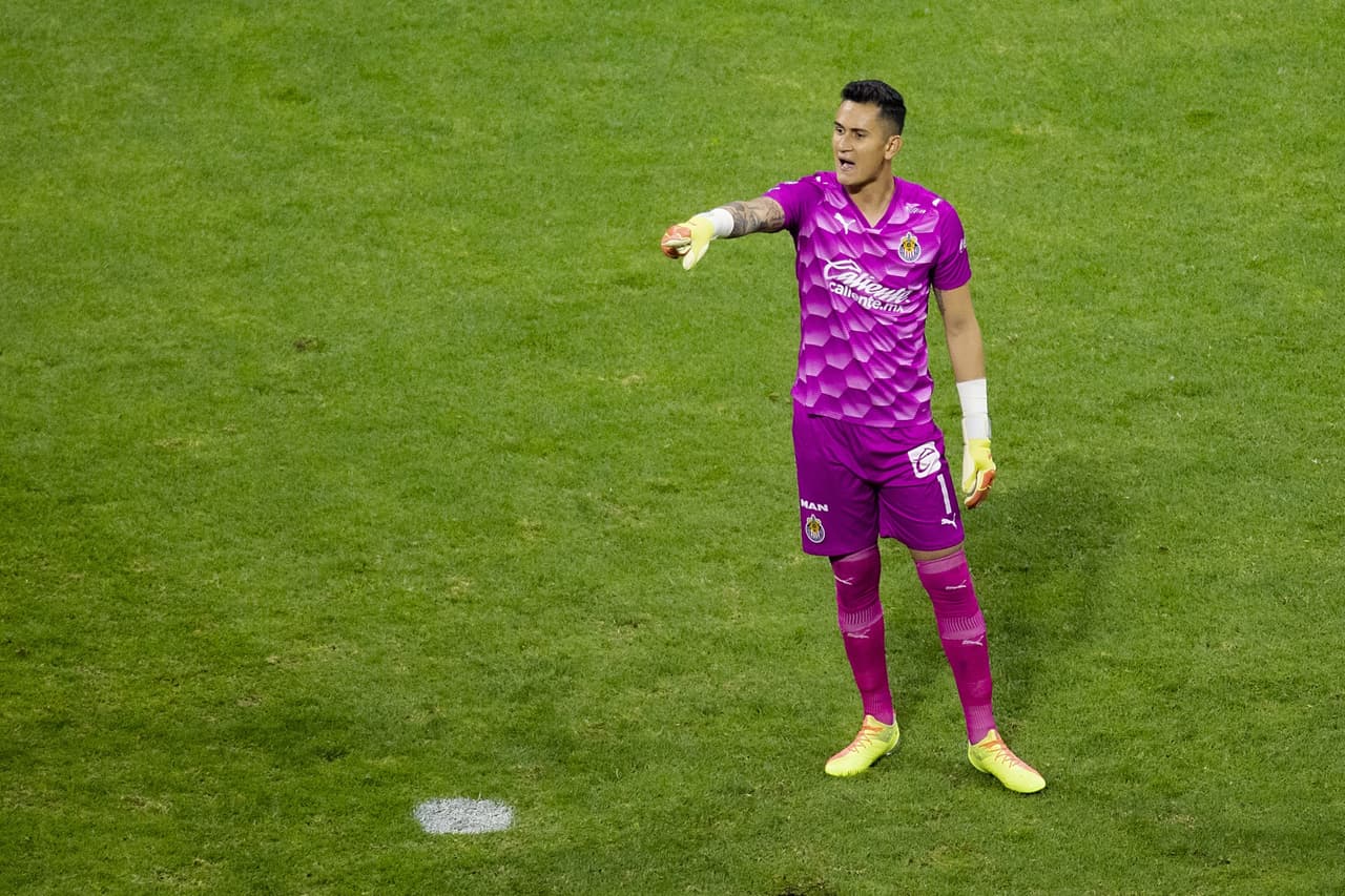 Raúl Gudiño extrañó apoyo de la afición en el Clásico contra América