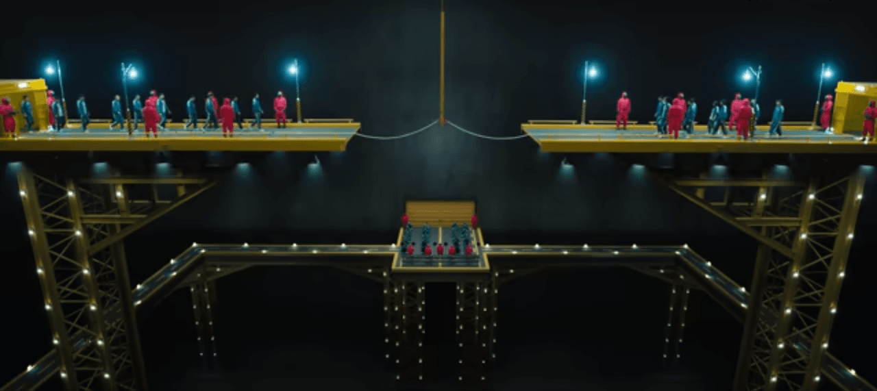 El tercer juego es el de la cuerda, donde todos los jugadores están amarrados a ésta con cadenas y tienen que organizarse y jalar para vencer al contrario. Los que pierden caen a un precipicio.