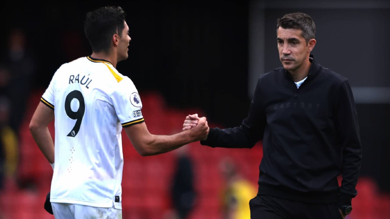 Bruno Lage, DT de Wolves, defiende racha sin goles de Raúl Jiménez