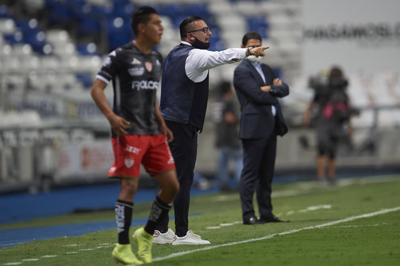 Antonio Mohamed: “Algo estamos haciendo mal”