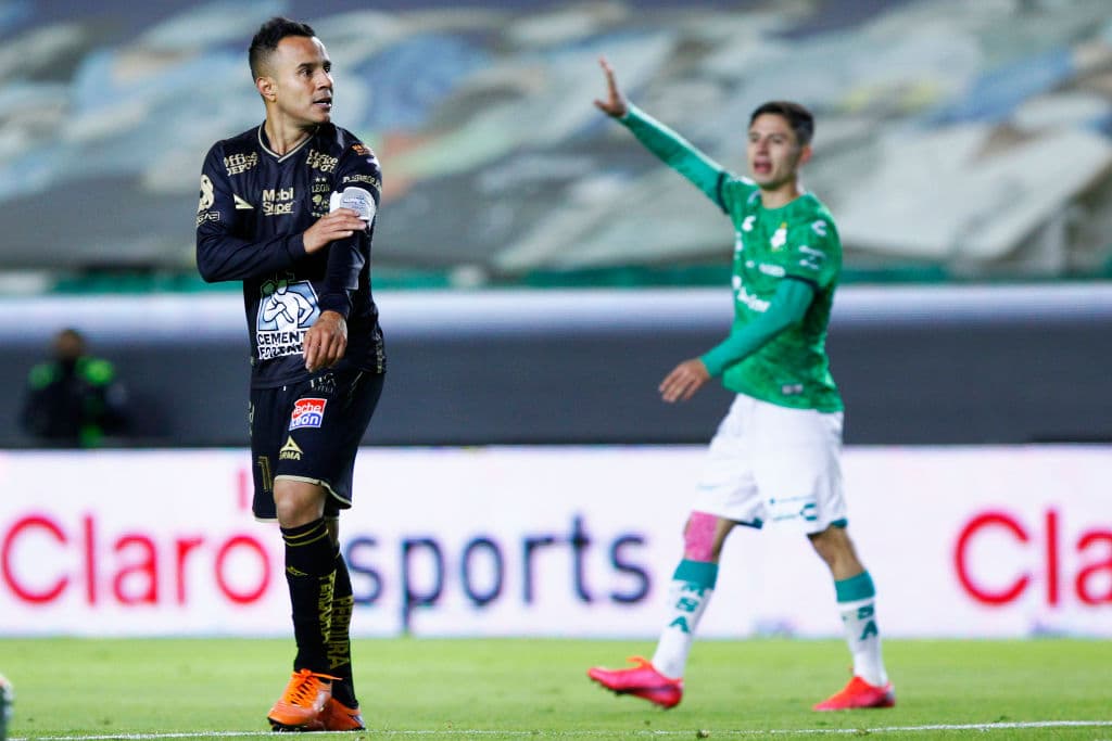 ‘Chapo’ Montes ‘supera’ a Tom Brady Patrick Mahomes