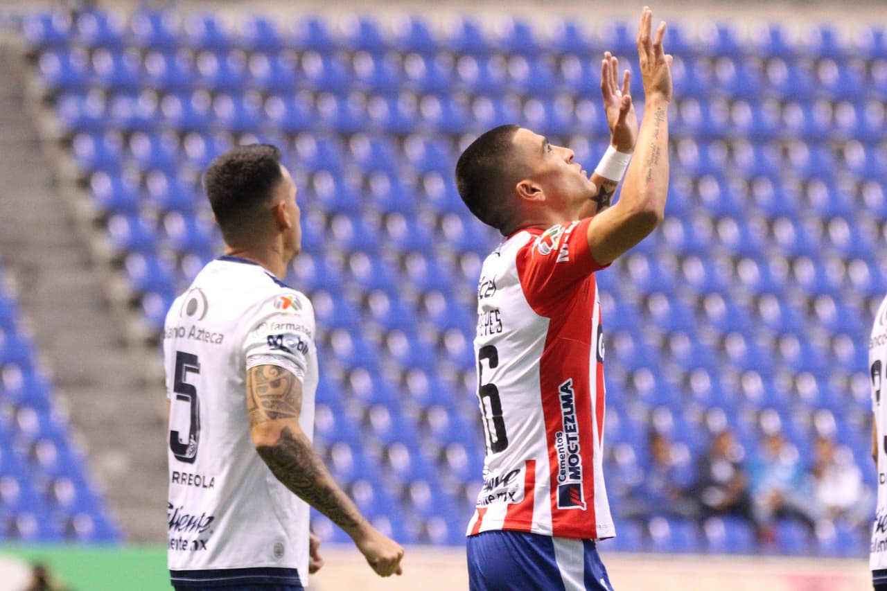 Gustavo Matosas arrancó su proyecto en San Luis con buen pie tras conquistar el Estadio Cuauhtémoc gracias a los goles de Ibáñez, Benítez y Berterame. Arriola descontó para La Franja pero no fue suficiente para remontar.