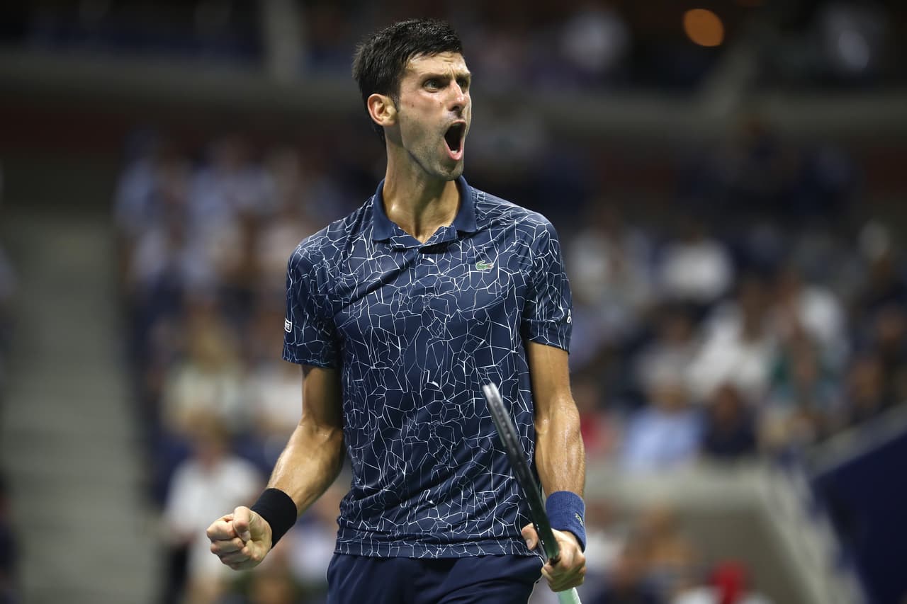 En el último partido de la jornada, el serbio Novak Djokovic, sembrado 6 del torneo, se enfrentó a la revelación del certamen, el australiano John Millman.