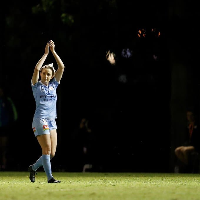 Jugadora se retira a los 28 años para cuidar a su pareja con cáncer