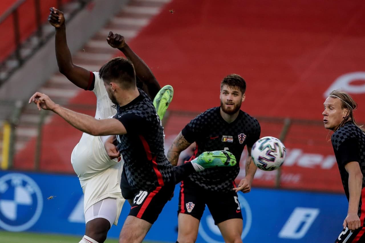 Bélgica derrota por la mínima a Croacia durante el último partido amistoso internacional previo a la Euro 2021. El único tanto de la tarde cayó por parte de Romelu Lukakú a los 38 minutos del encuentro. El sábado 12, los belgas abrirán contra Rusia, mientras que los croatas enfrentarán a Inglaterra el domingo 13 de junio.