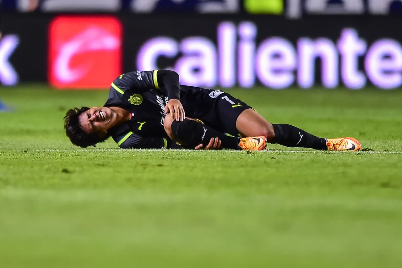 Leaño respira… Chivas tuvo una bravía reacción en el segundo tiempo y rescató el empate tras un inicio desastroso que Atlético de San Luis no supo sostener.